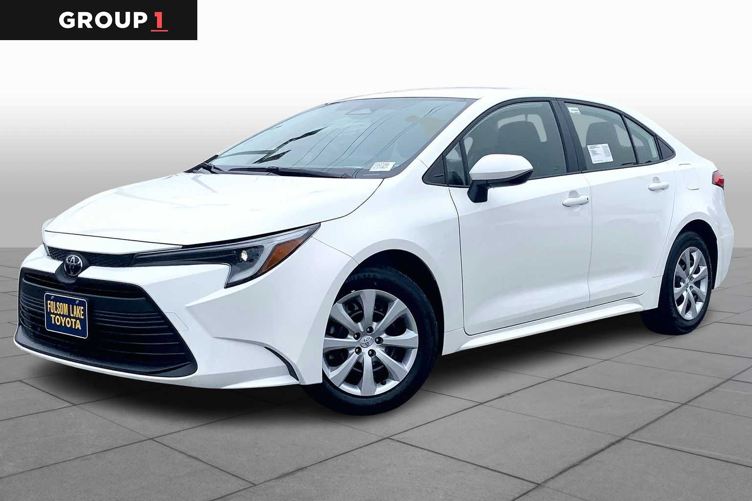 2026 Toyota Corolla LE's photo