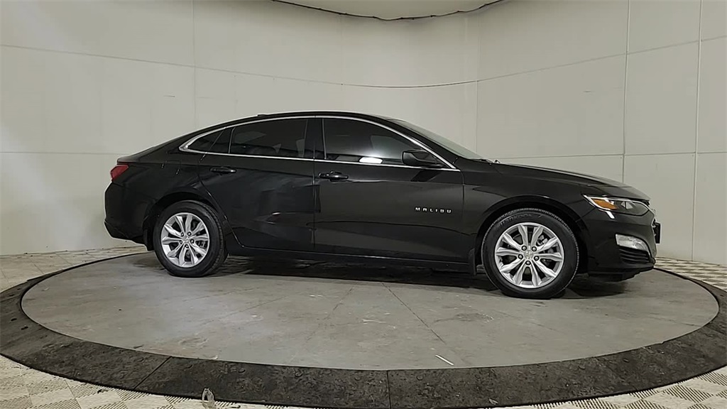 2022 CHEVROLET MALIBU - Image 7