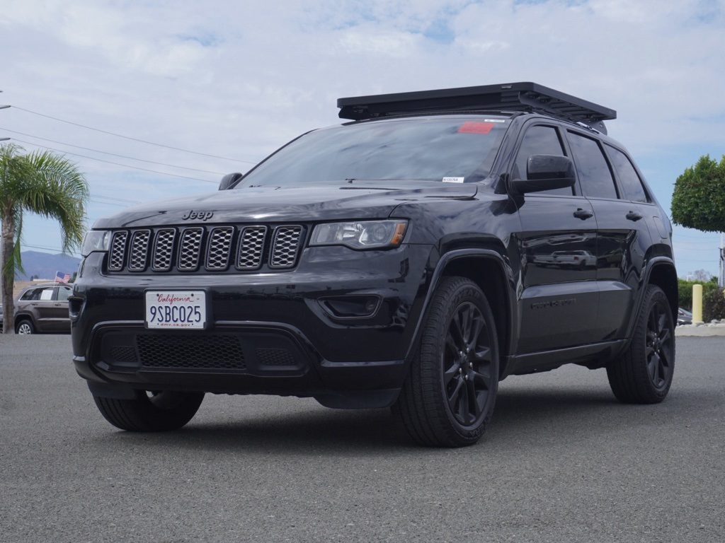 2018 Jeep Grand Cherokee Altitude photo 8