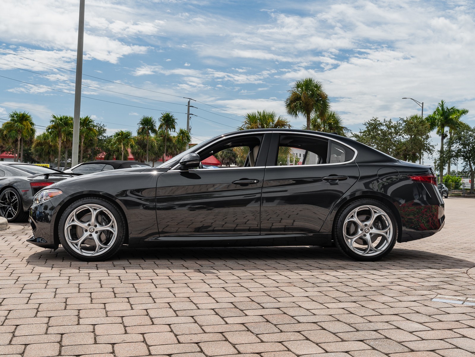 2023 Alfa Romeo Giulia Ti photo 23