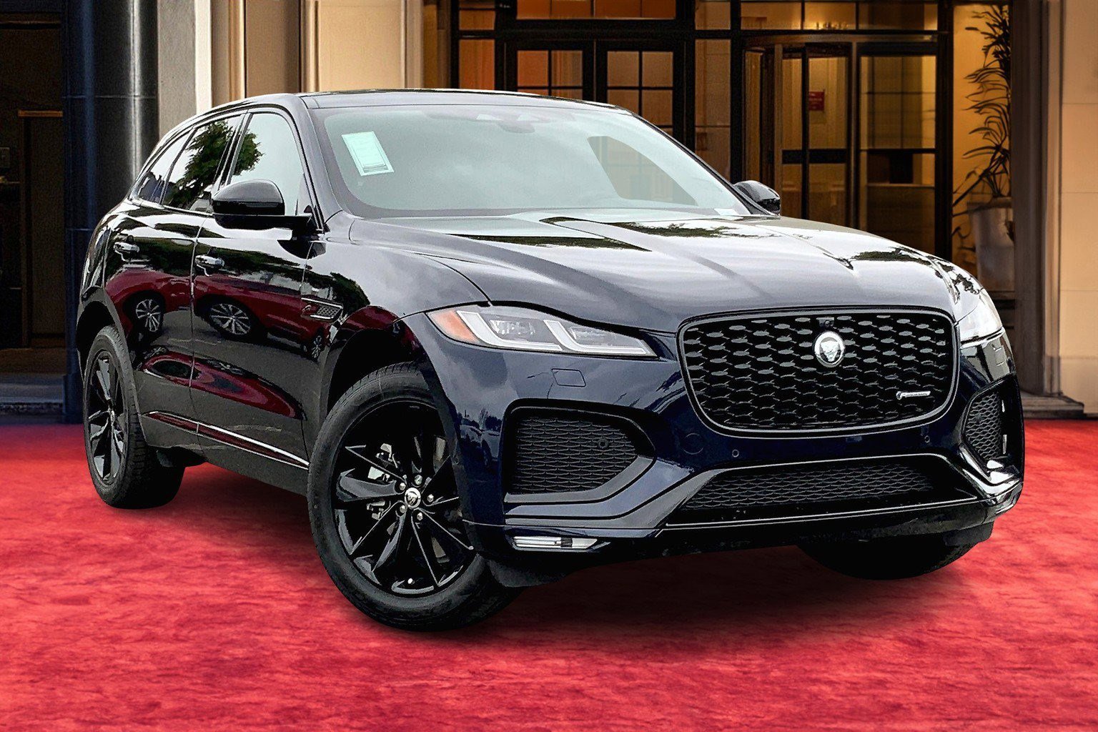 2025 Jaguar F-PACE P250 R-Dynamic S photo 2