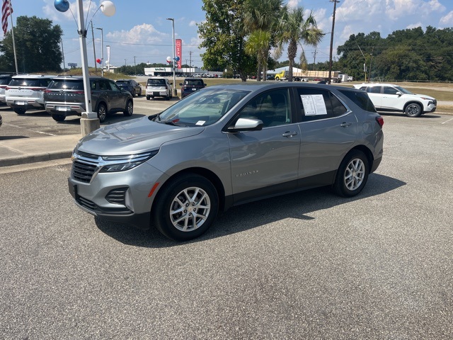 2023 Chevrolet Equinox LT photo 2
