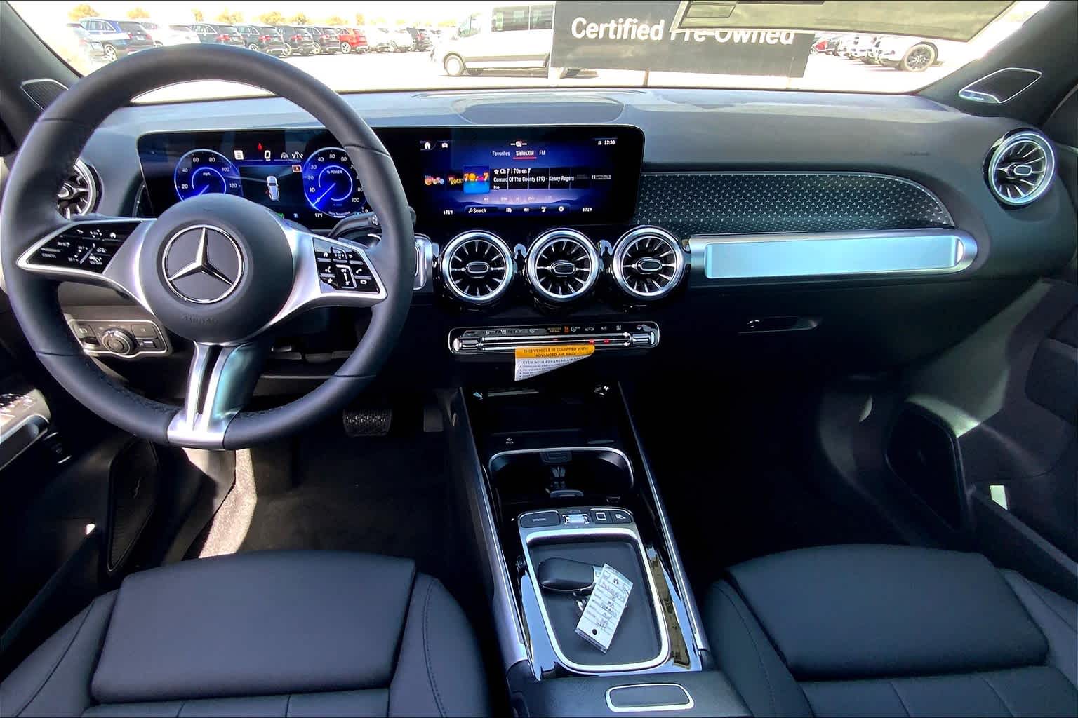 2025 Mercedes Benz EQB 300 4MATIC photo 7