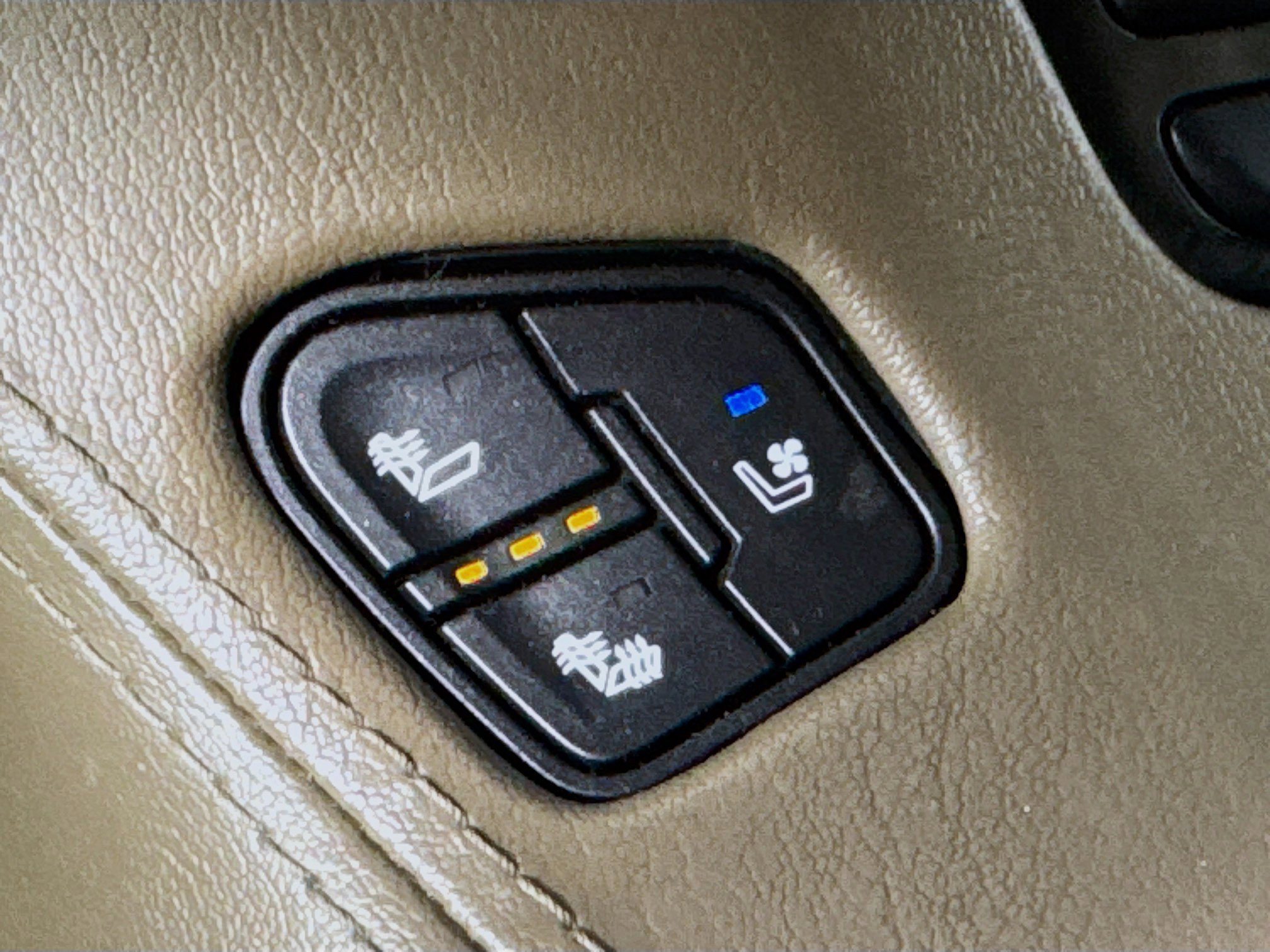 2017 Gmc Yukon SLT photo 21
