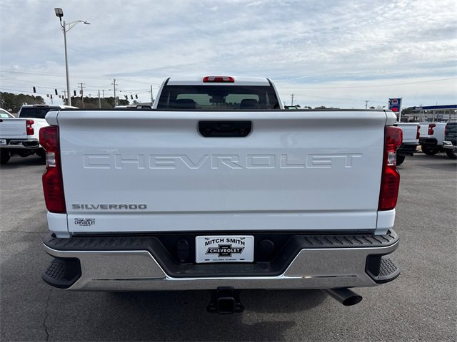 2025 Chevrolet Silverado 2500HD photo 4