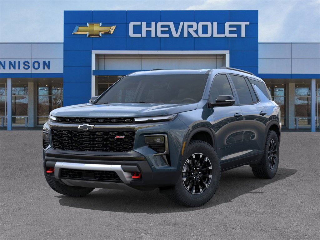 2026 Chevrolet Traverse Z71 photo 3