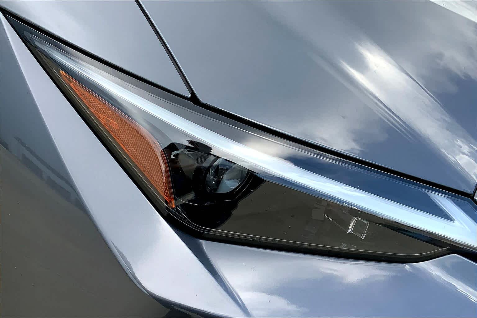 2021 Lexus IS 300 photo 24