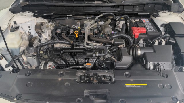 Used 2023 Pearl White Tricoat Nissan 2.5 SV image 35