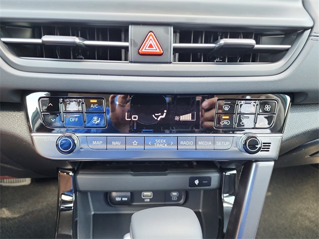 2026 Kia Seltos EX photo 19