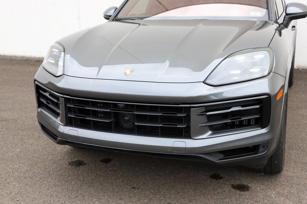 2024 Porsche Cayenne Coupe Base photo 43