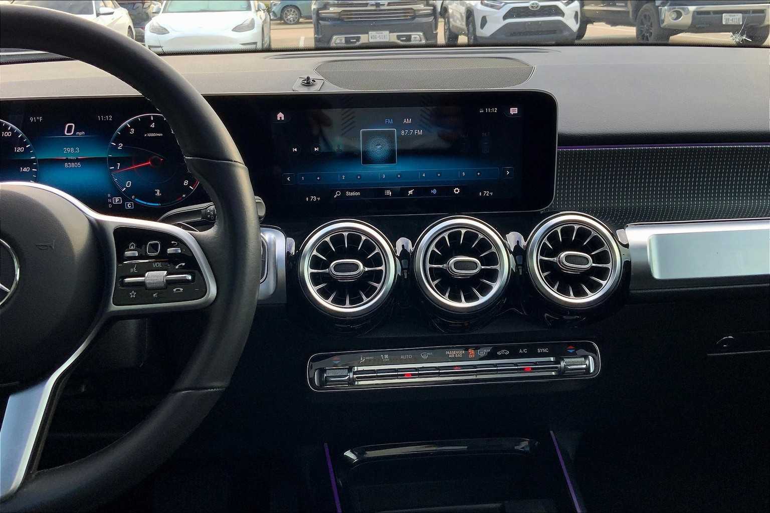 2021 Mercedes Benz GLB 250 photo 5