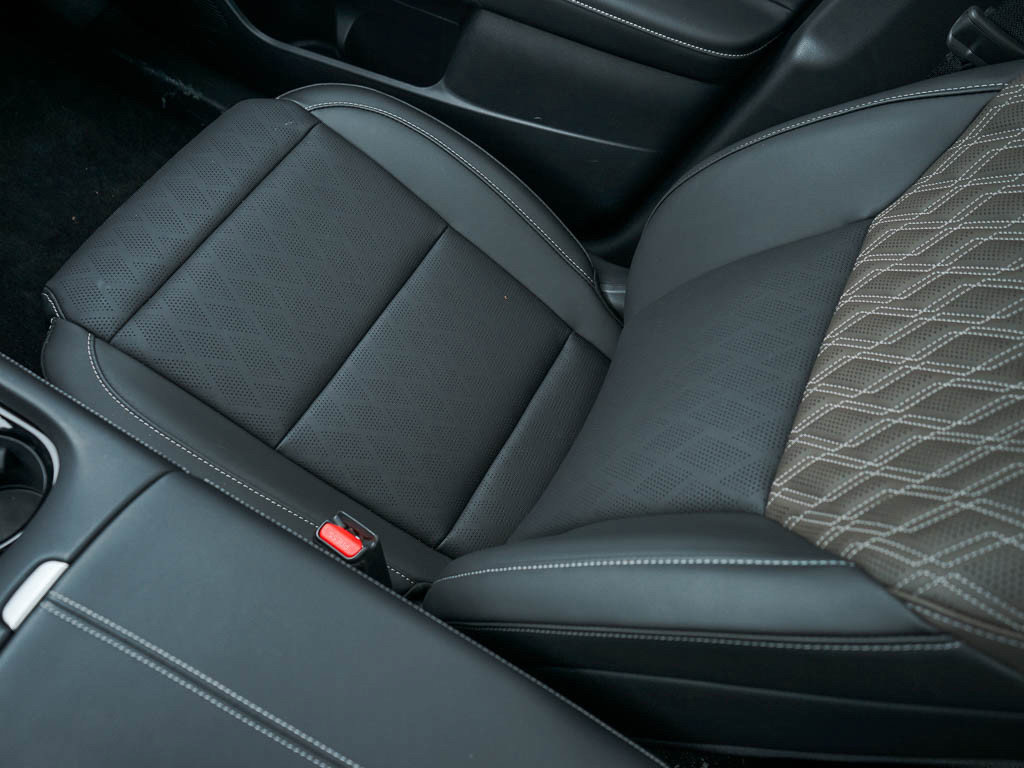 2025 Nissan Murano Platinum photo 25
