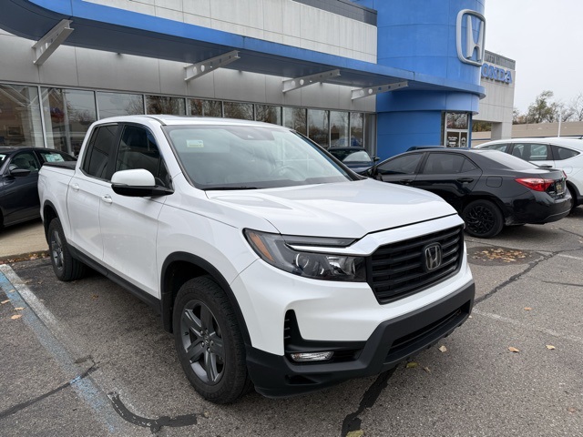 2023 Honda Ridgeline RTL photo 2