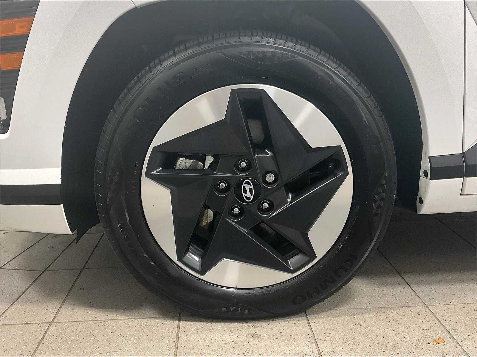 2024 Hyundai Kona Electric SEL photo 7