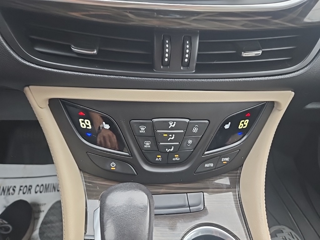 2020 Buick Envision Preferred photo 20