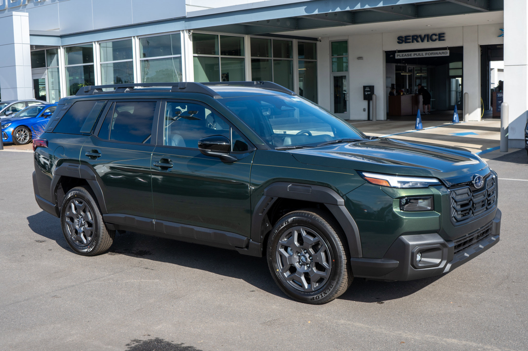 2026 Subaru Outback Premium's photo