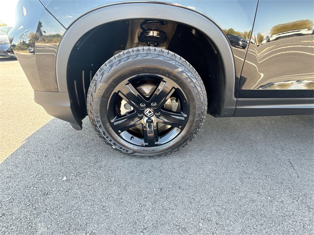 2021 Honda Ridgeline Black Edition photo 13