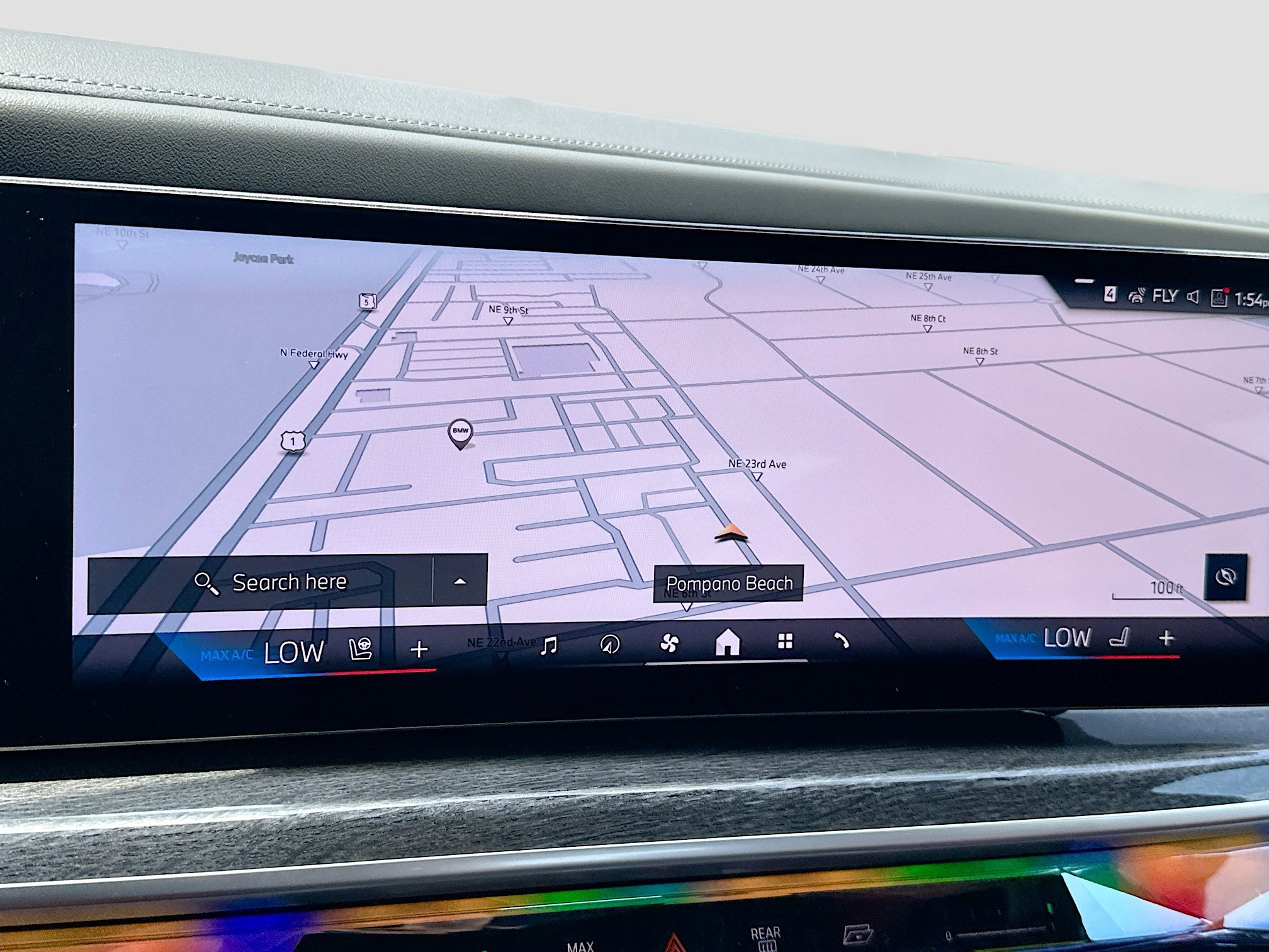 2025 Bmw 750e 750e xDrive photo 13