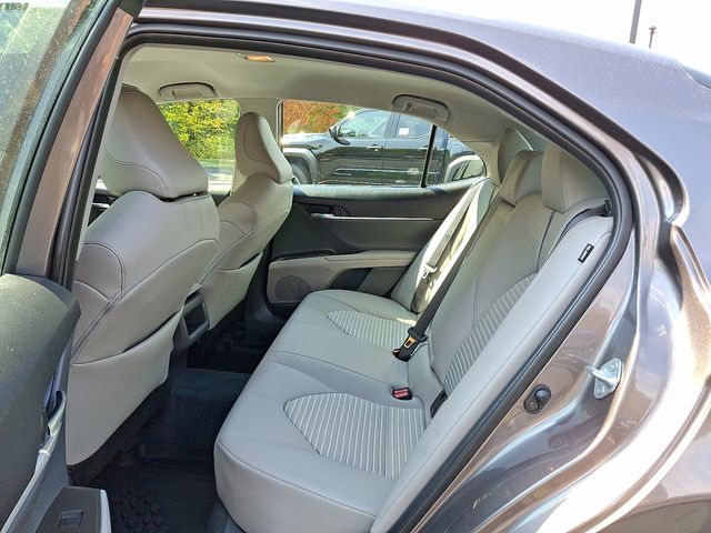 2023 Toyota Camry SE photo 11