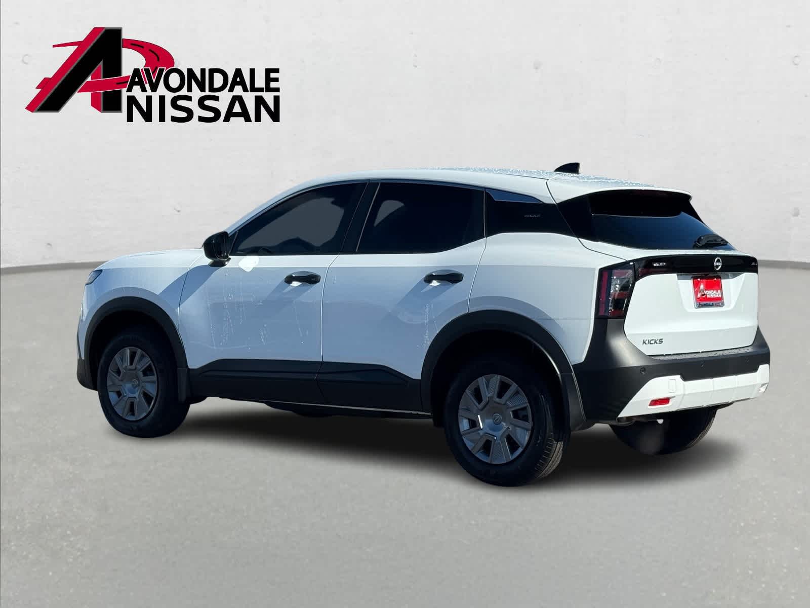 2026 Nissan Kicks S photo 3