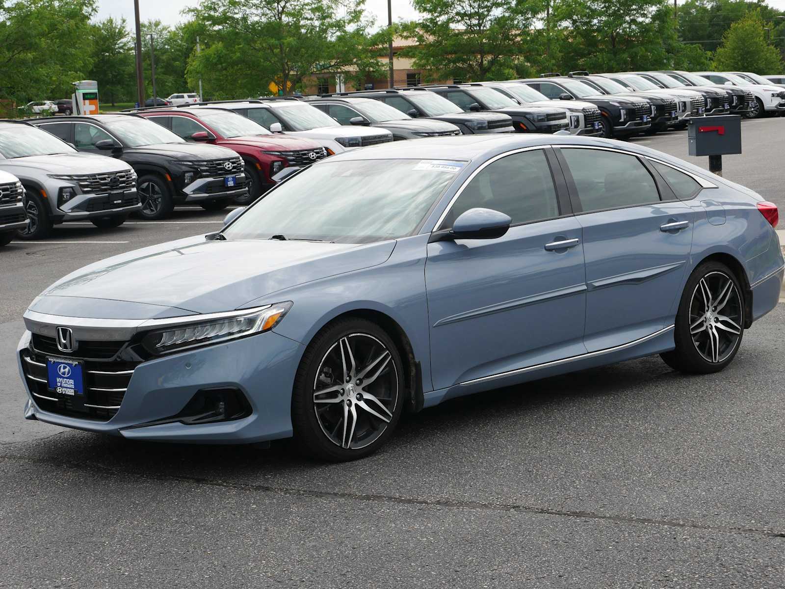 Used 2022 Honda Accord Touring with VIN 1HGCV2F99NA011064 for sale in Mankato, Minnesota