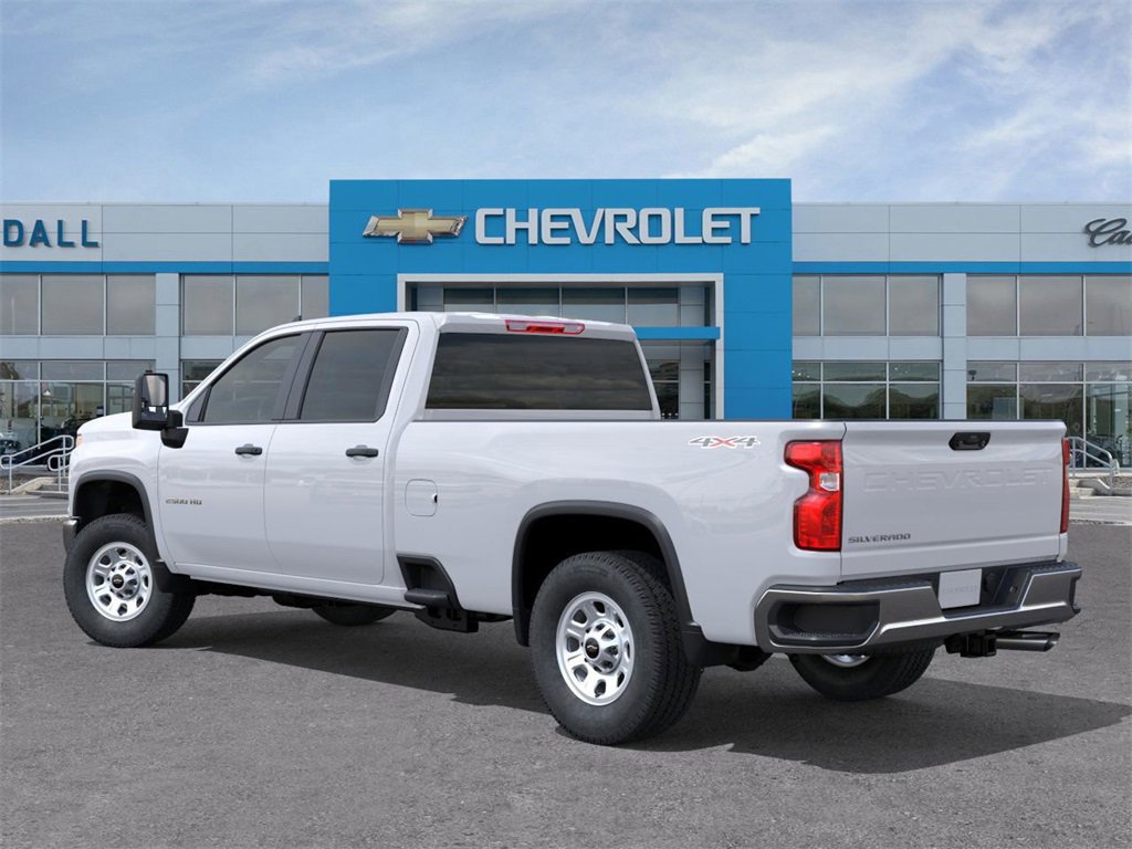 2025 Chevrolet Silverado 2500HD photo 3