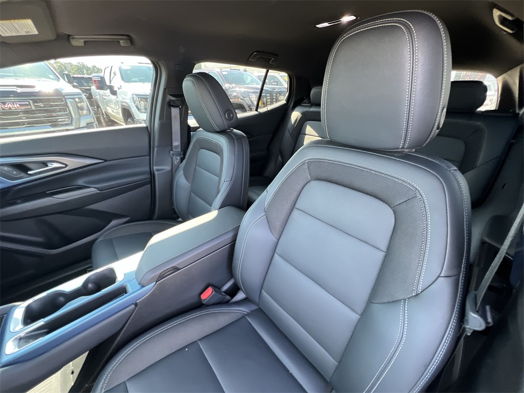 2024 Chevrolet Equinox EV 1LT photo 13