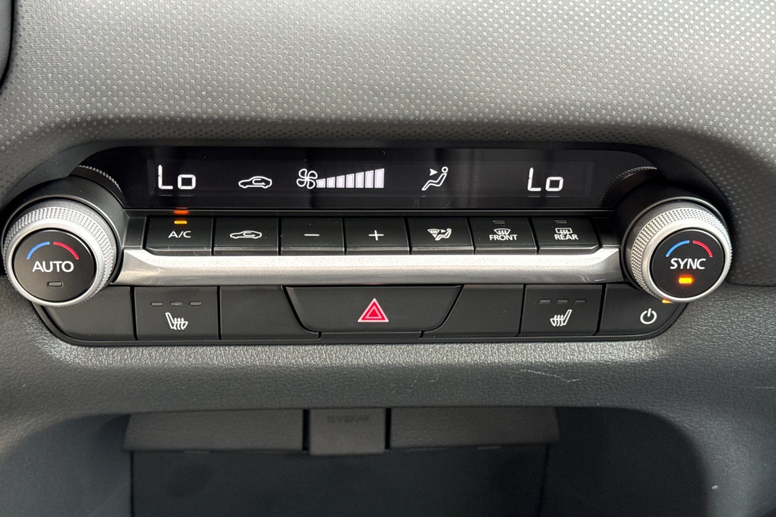 2025 Mazda CX-50 Preferred photo 16
