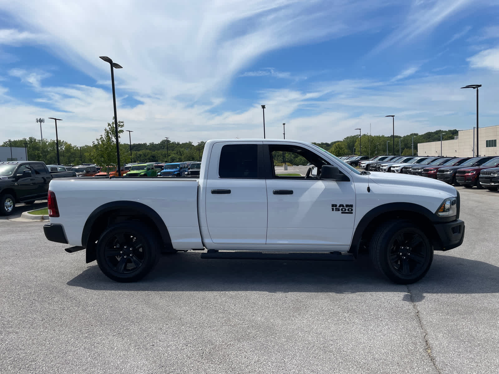 2022 Ram 1500 Classic Warlock photo 9