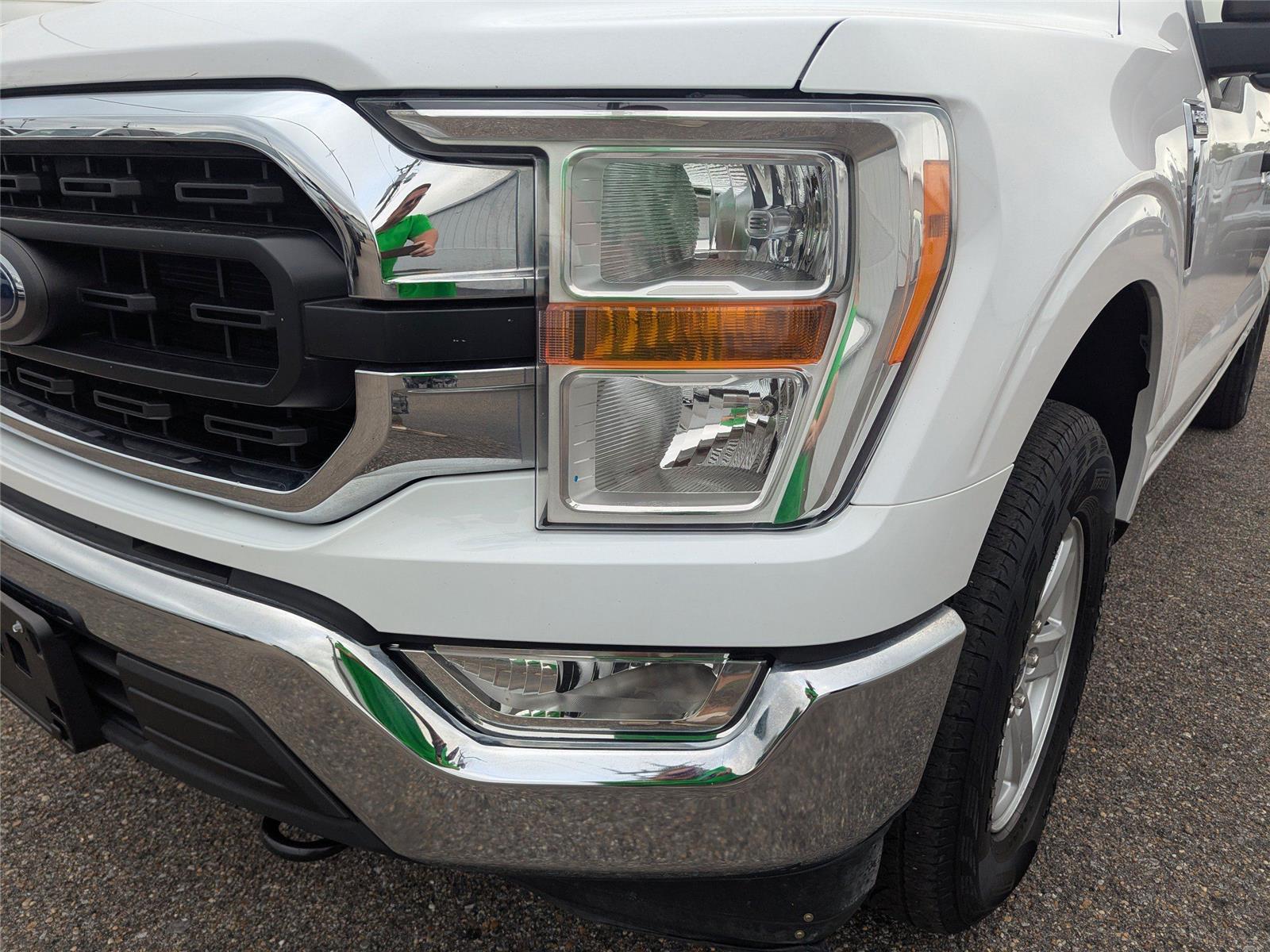 2022 Ford F-150 XLT photo 9