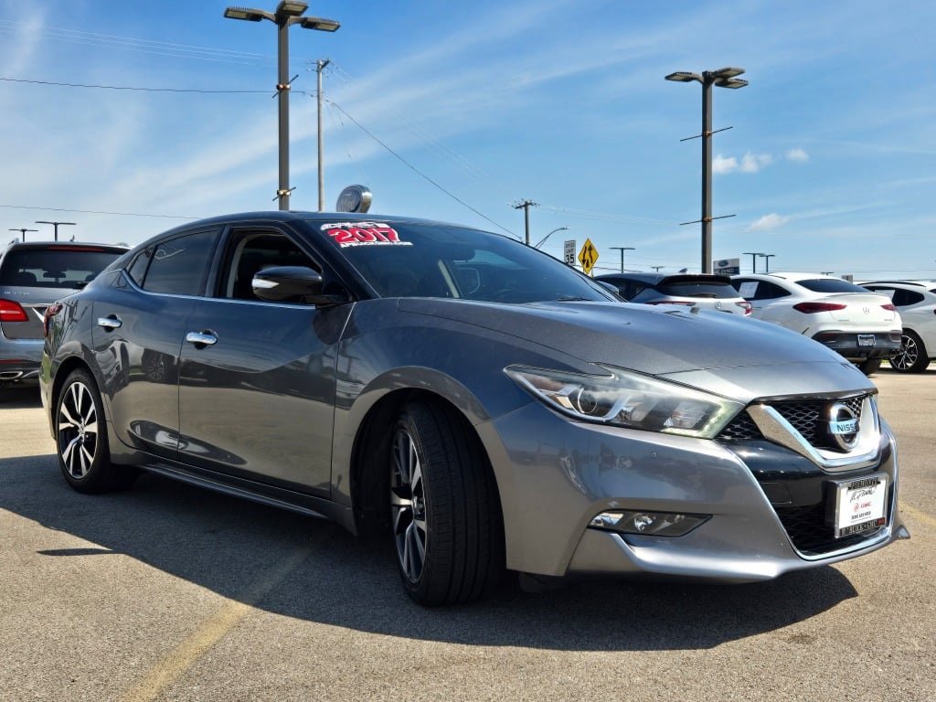 2017 Nissan Maxima SL photo 3