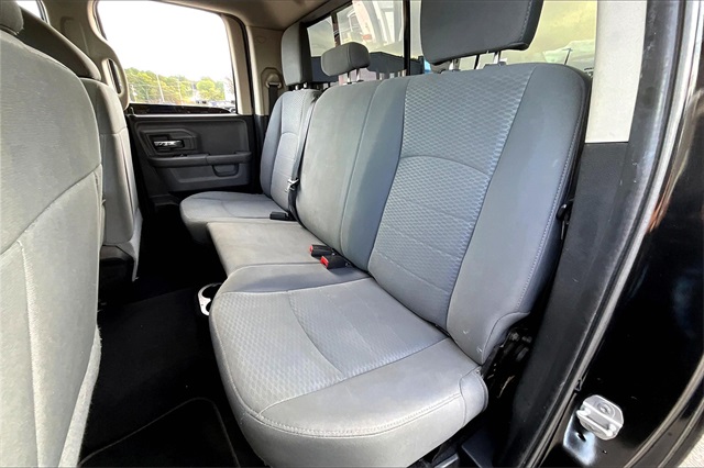 2015 Ram 1500 SLT photo 21