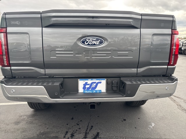 2025 Ford F-150 Lariat photo 4