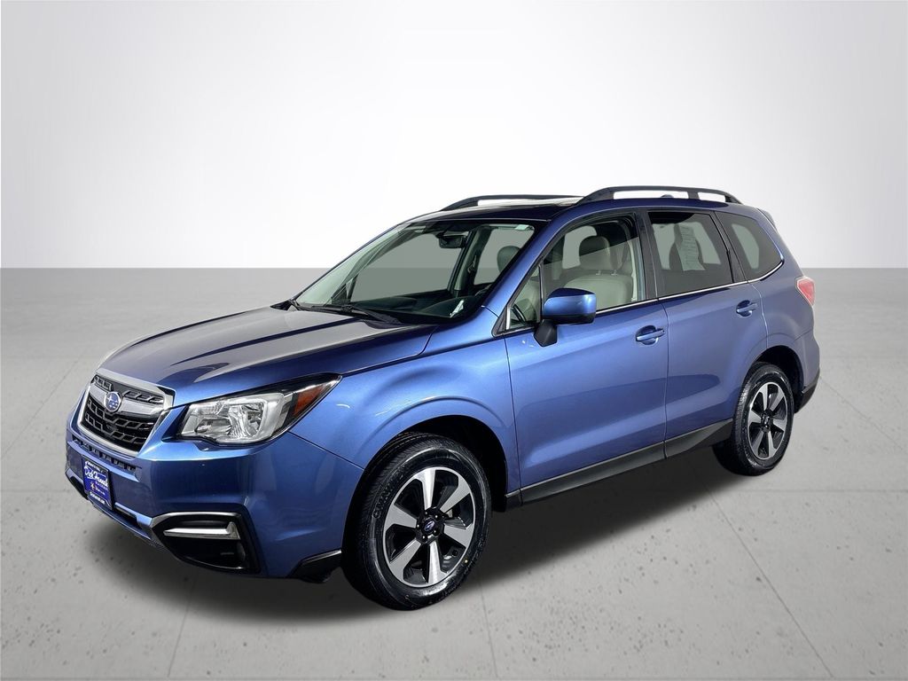 2018 Subaru Forester 2.5i Limited photo 2