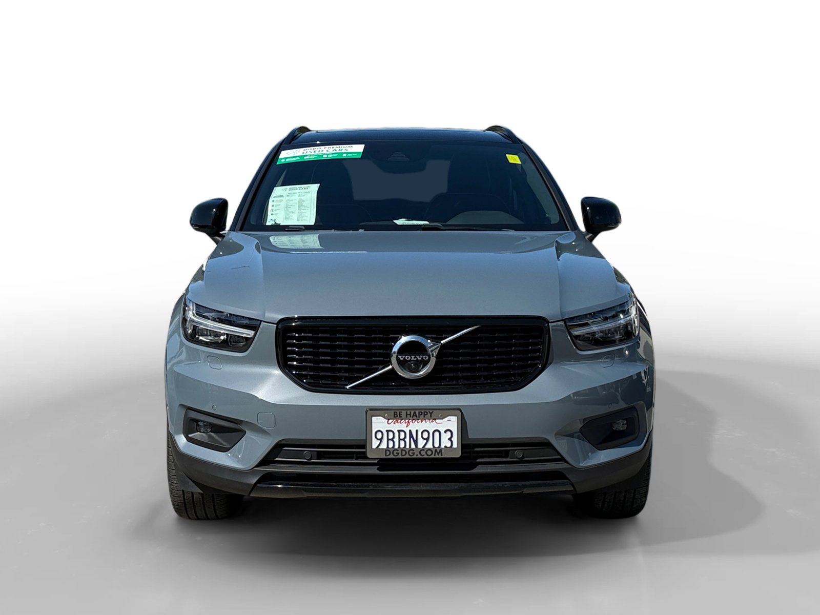 2022 Volvo XC40 R-Design photo 7