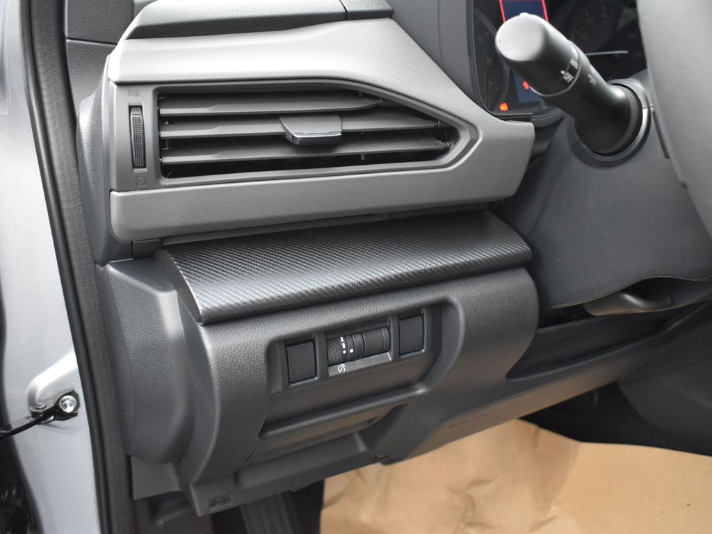 2025 Subaru Crosstrek Limited photo 7