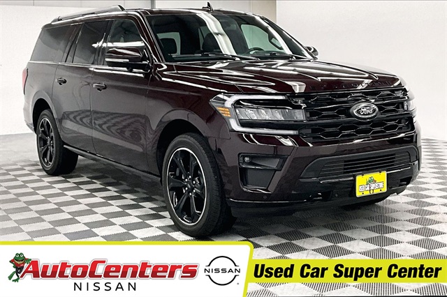 2023 Ford Expedition Limited's photo