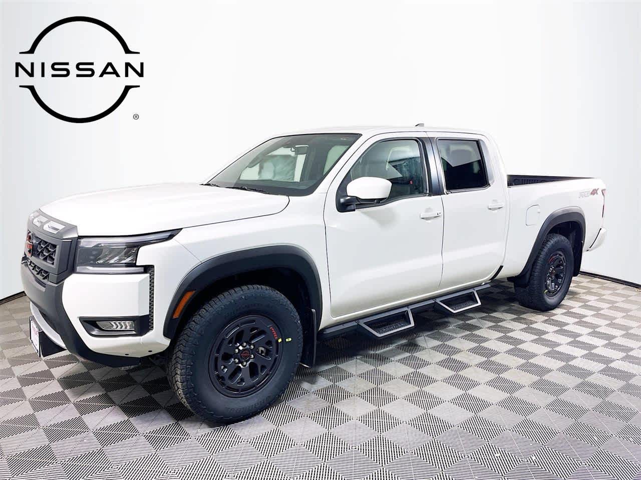 2026 Nissan Frontier PRO-4X's photo