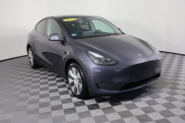 2023 Tesla Model Y Long Range's photo