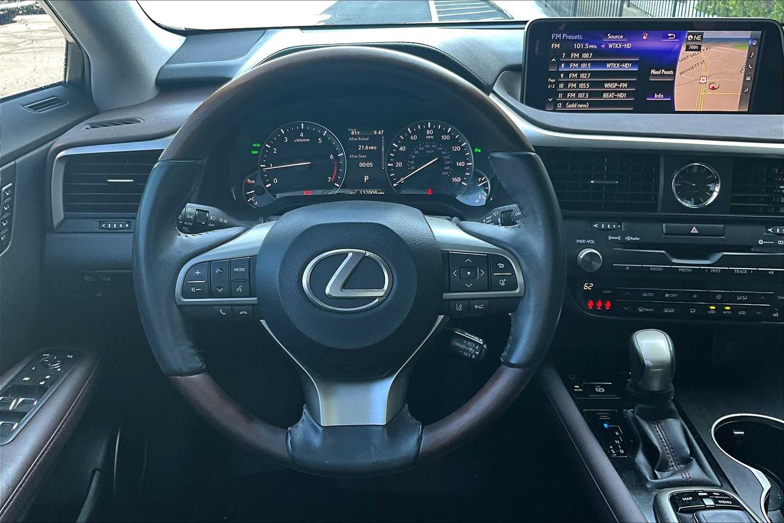 2017 Lexus RX photo 5