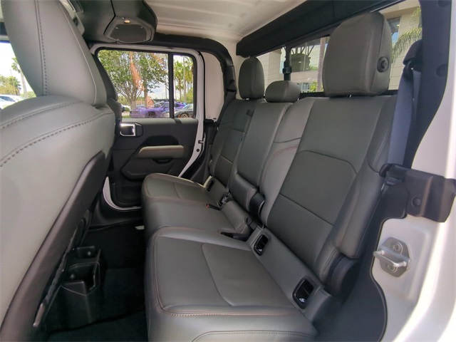 2025 Jeep Gladiator Mojave photo 12