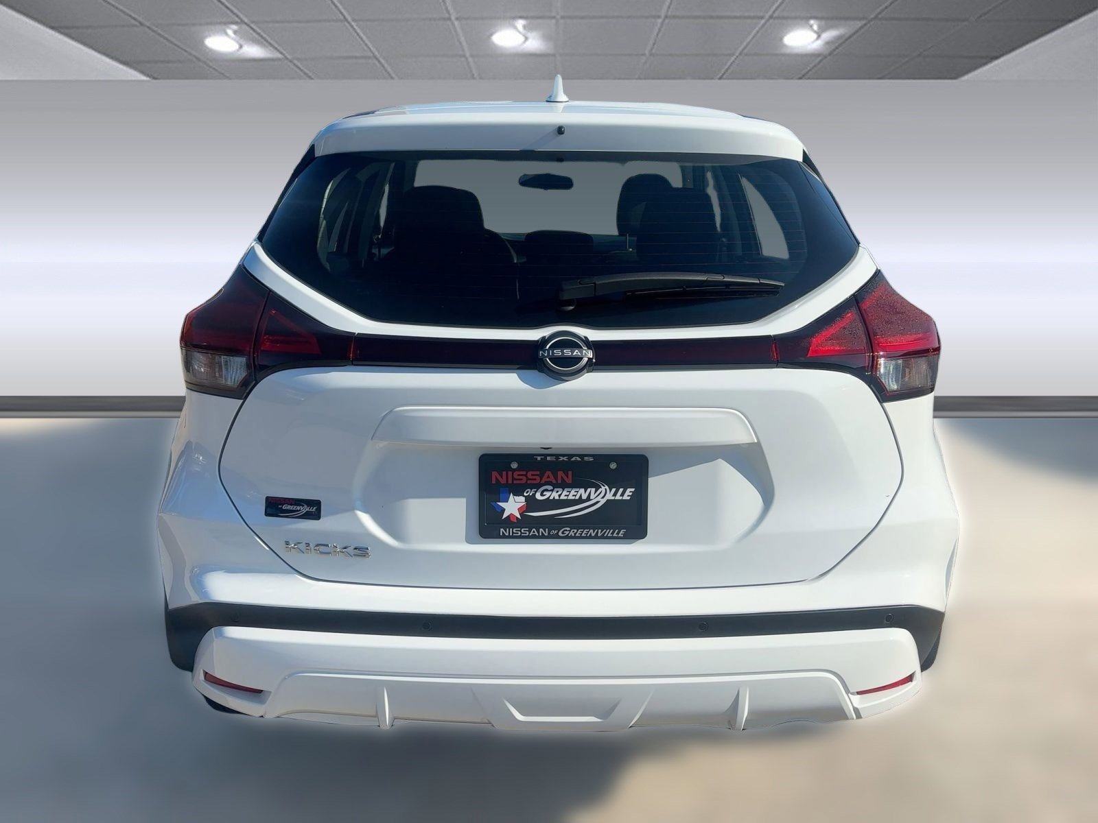 2025 Nissan Kicks Play S photo 10
