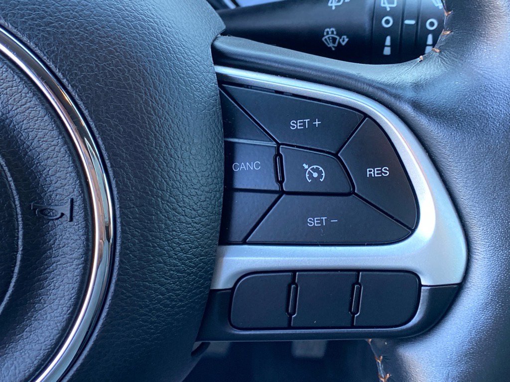2018 Jeep Compass Latitude photo 17