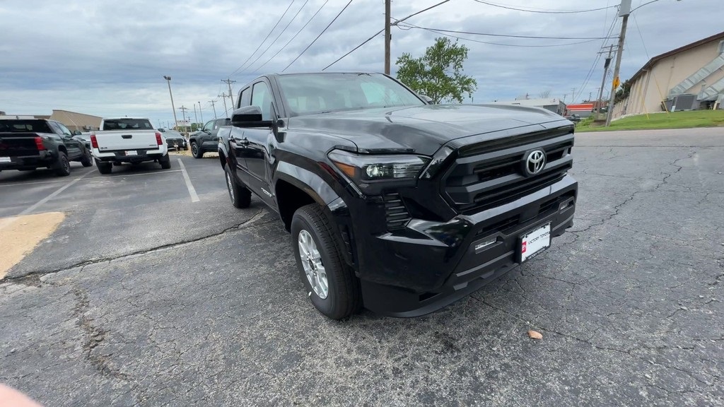 2025 Toyota Tacoma SR5 4x4 Double Cab photo 2