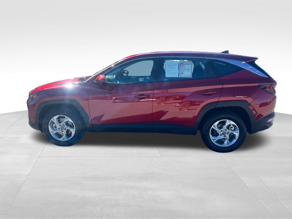 2024 Hyundai Tucson SE photo 2