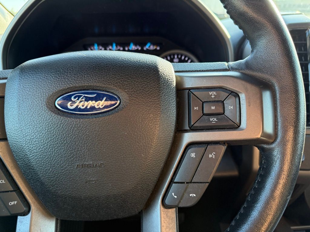 2020 Ford Expedition XLT photo 9