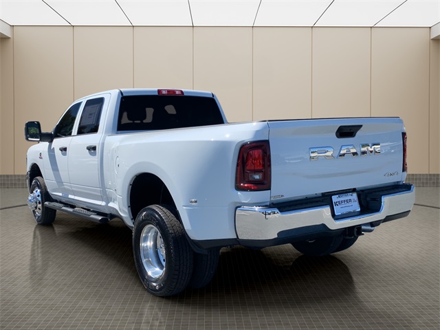 2026 Ram 3500 Tradesman photo 3