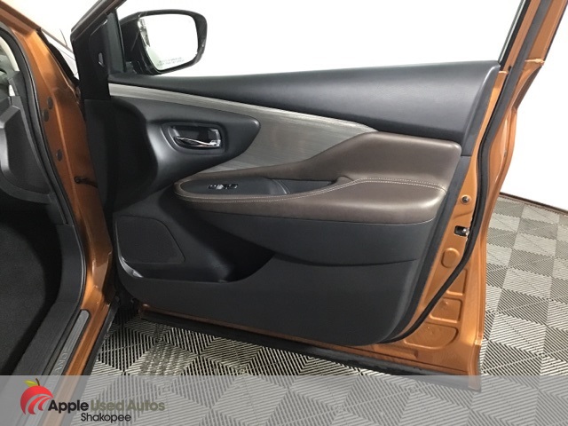 2015 Nissan Murano SL photo 19