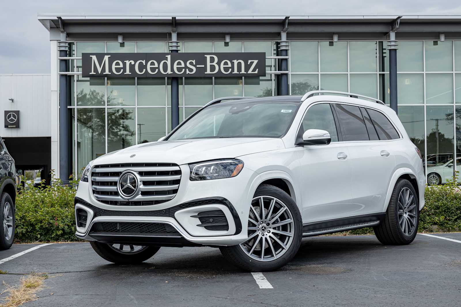2026 Mercedes-Benz GLS Base's photo