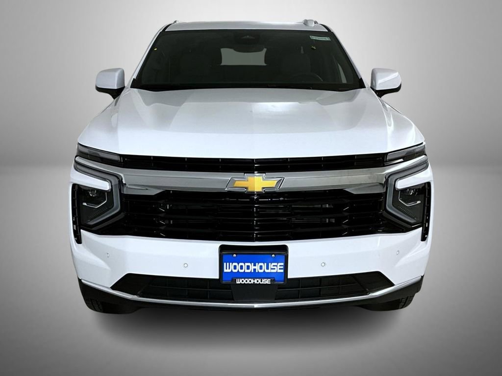 2025 Chevrolet Suburban LS photo 2